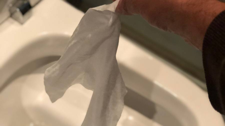 atasco inodoro por toallita